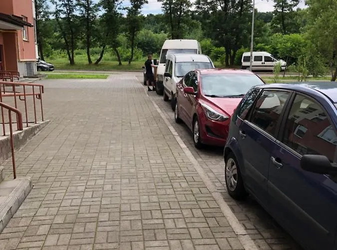 Vip сихів центр червоної калини شقة