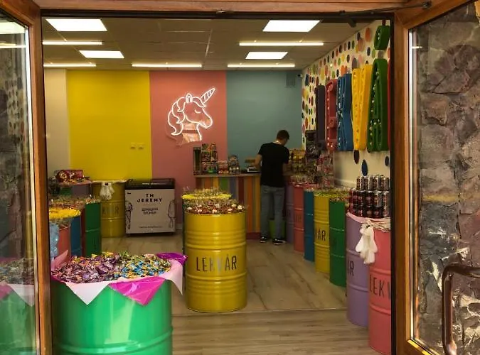 Vip сихів центр червоної калини شقة